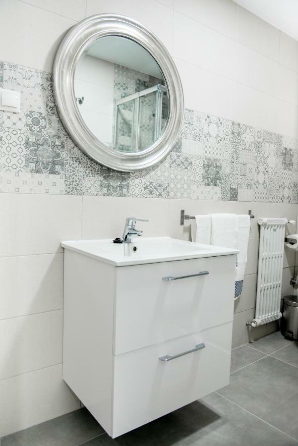 Emperatriz Deluxe Apartman Granada Kültér fotó